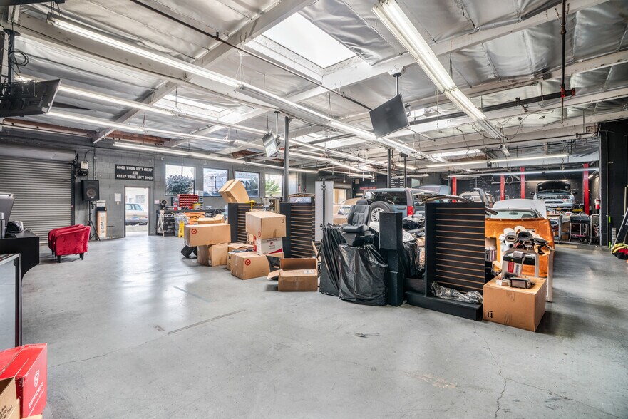 More Photos Of 313 S Raymond Ave, Alhambra Warehouse For Sale