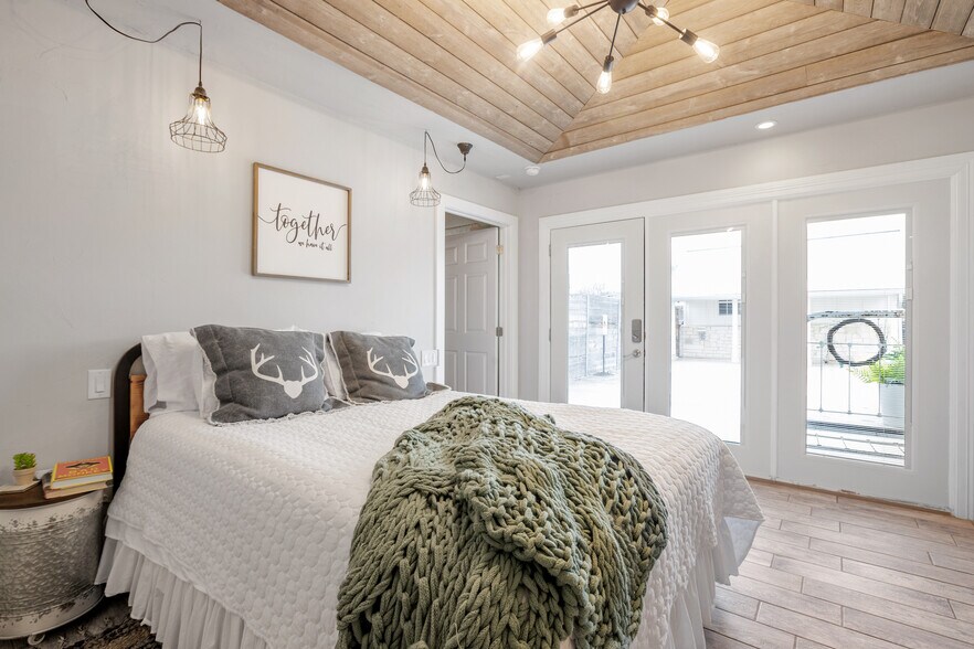 More Photos Of 608 W Morse St, Fredericksburg Specialty For Sale