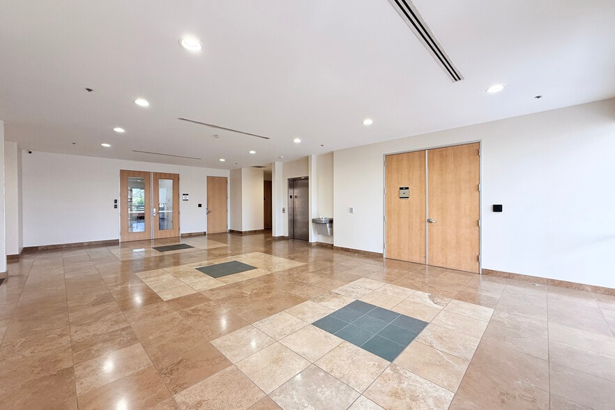 More Photos Of 9445 Fairway View Pl, Rancho Cucamonga Office For Lease