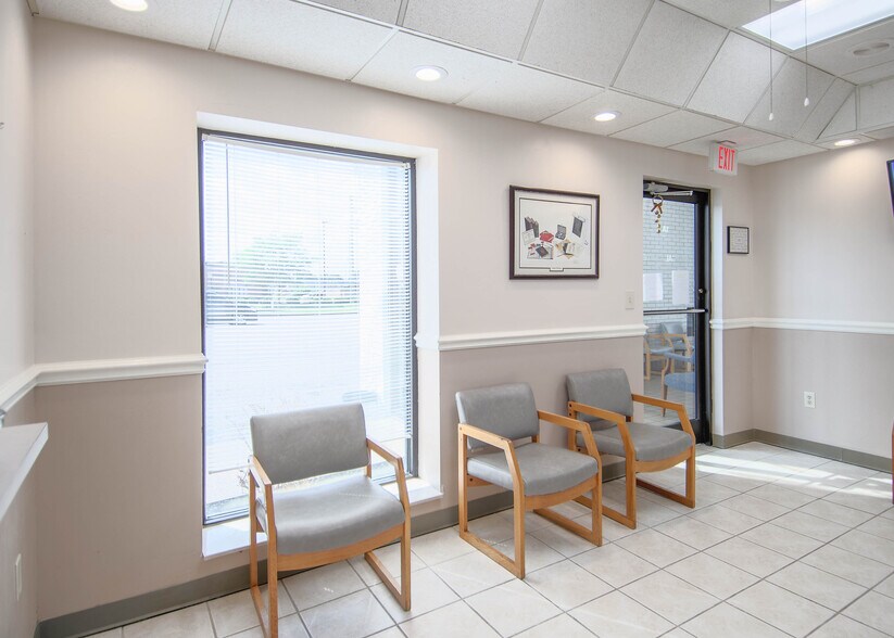 More Photos Of 750 Salem Dr, Owensboro Medical For Lease