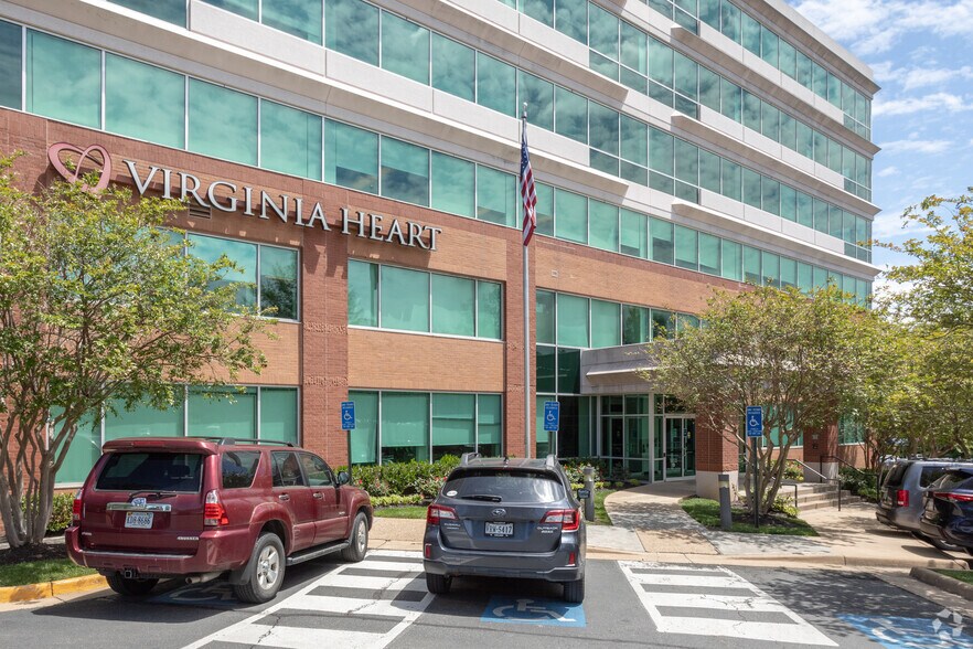 More Photos Of 2901 Telestar Ct, Falls Church Medical For Lease