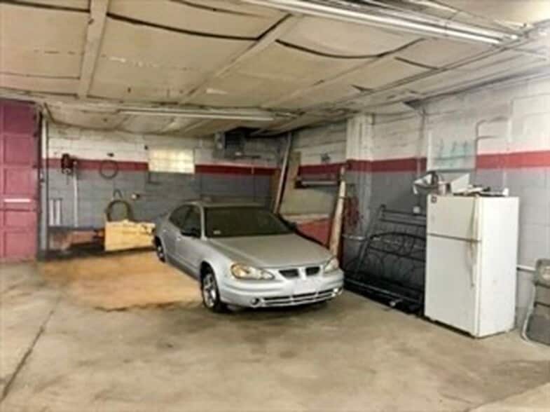 More Photos Of 99 Spring St, Fairhaven Auto Repair For Sale