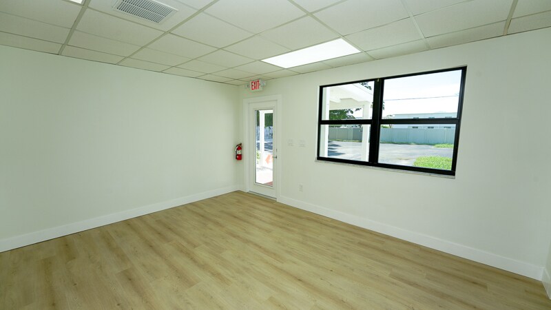 More Photos Of , Sarasota Office For Sale