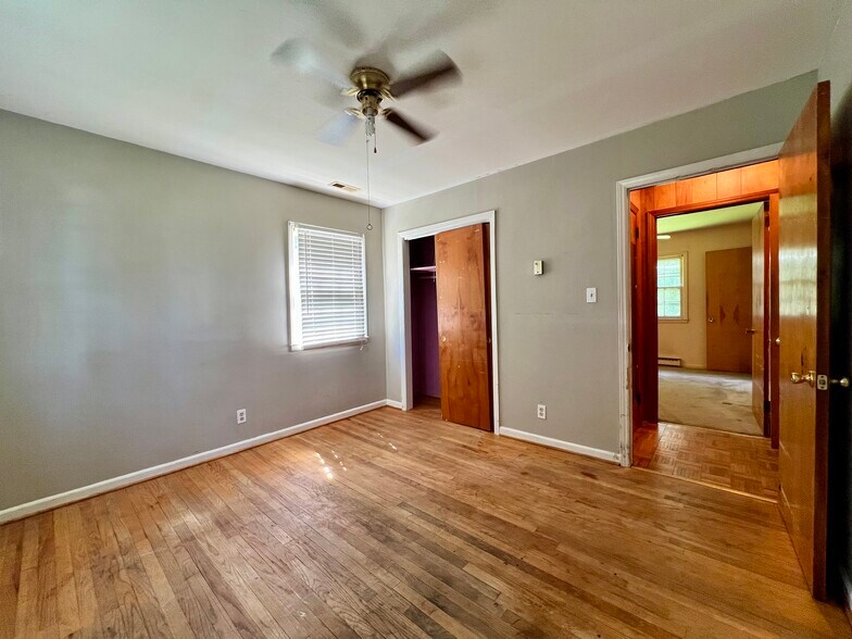More Photos Of 1321 Stallings Rd, Matthews Office Residential For Sale