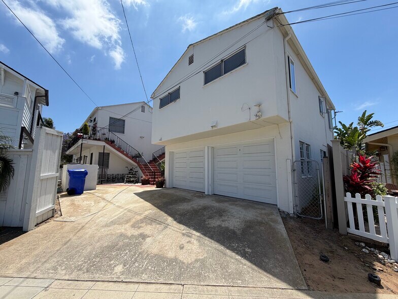 More Photos Of 812-820 E Ave, Coronado Apartments For Sale
