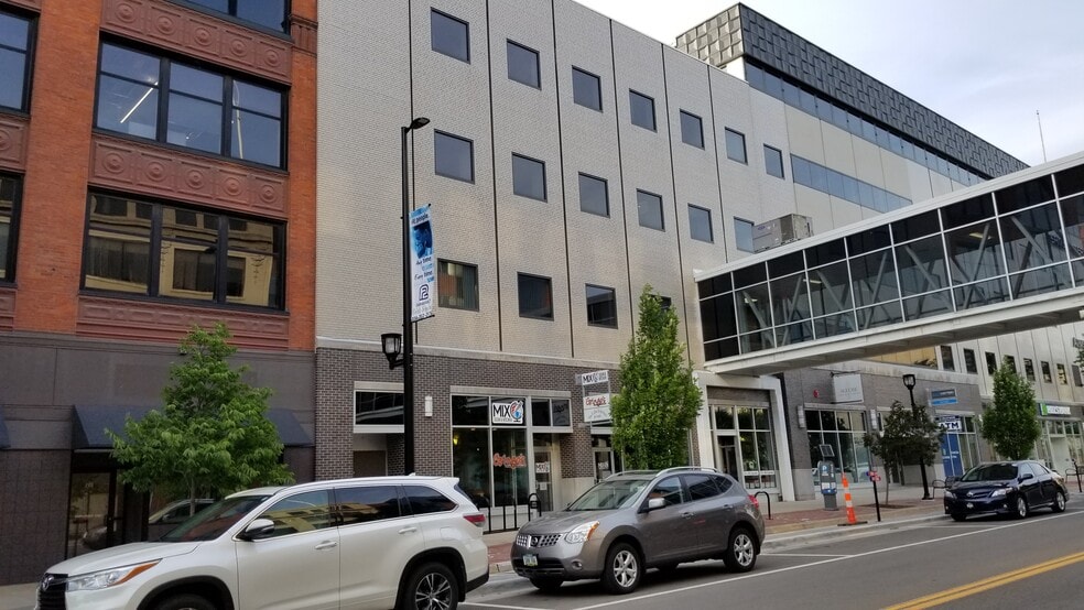 More Photos Of 222 3rd Ave SE, Cedar Rapids Office For Lease