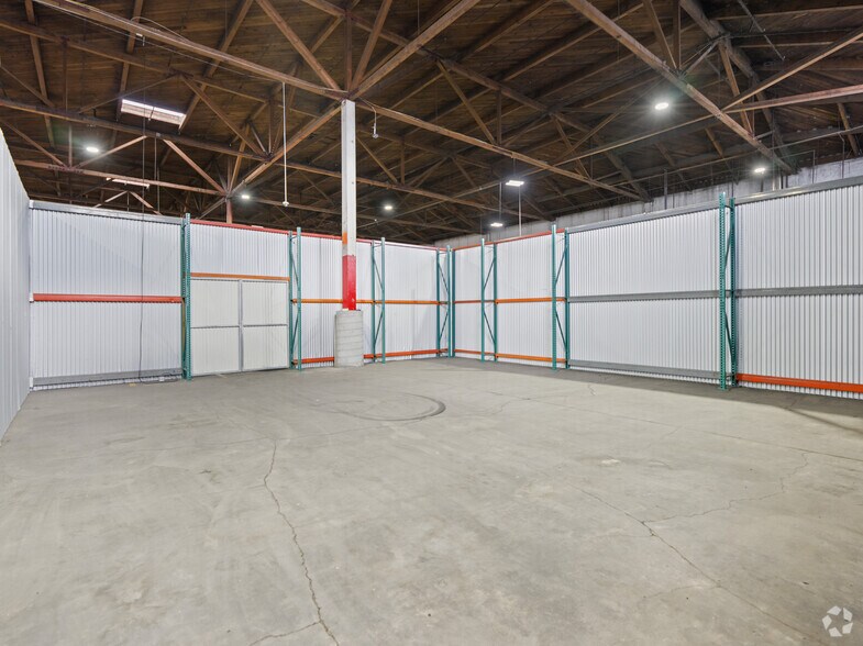 More Photos Of 205 E Alma Ave, San Jose Warehouse For Lease