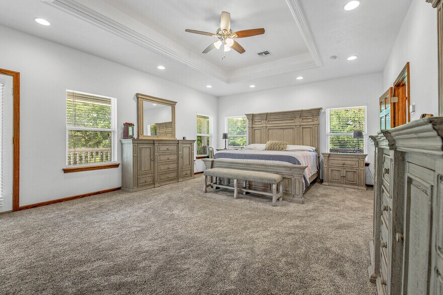 More Photos Of 13863 FM 2154 Rd, College Station Showroom For Sale