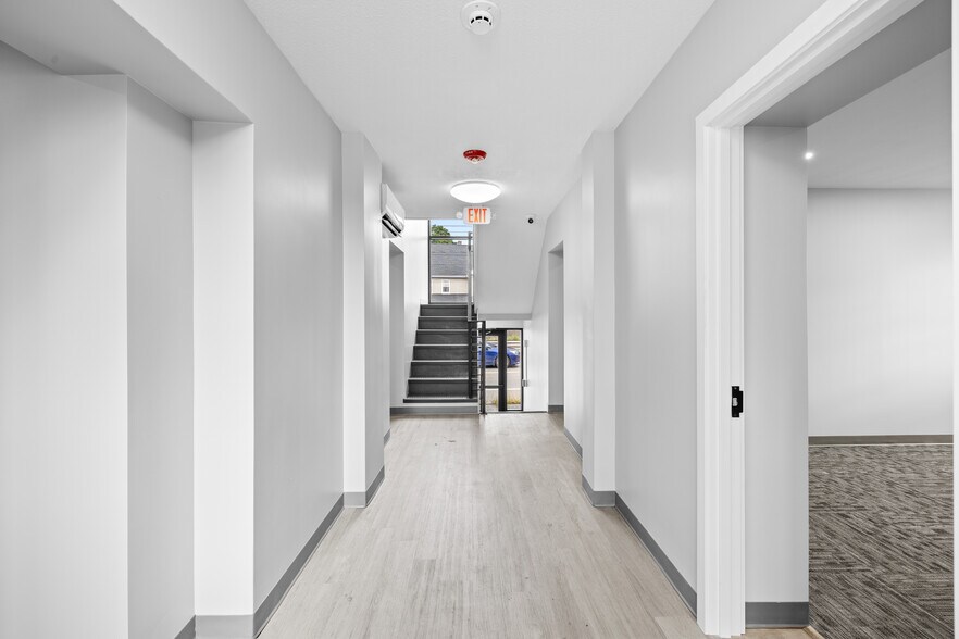 More Photos Of 950 Boylston St, Newton Office For Sale