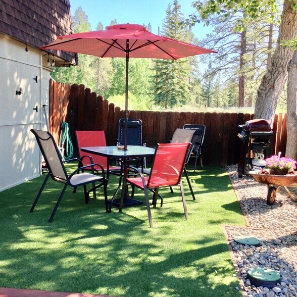 More Photos Of 3994 Pine Blvd, South Lake Tahoe Hotel For Sale