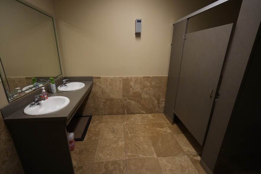 More Photos Of 200 Meadowlands Blvd, Keller Office For Sale