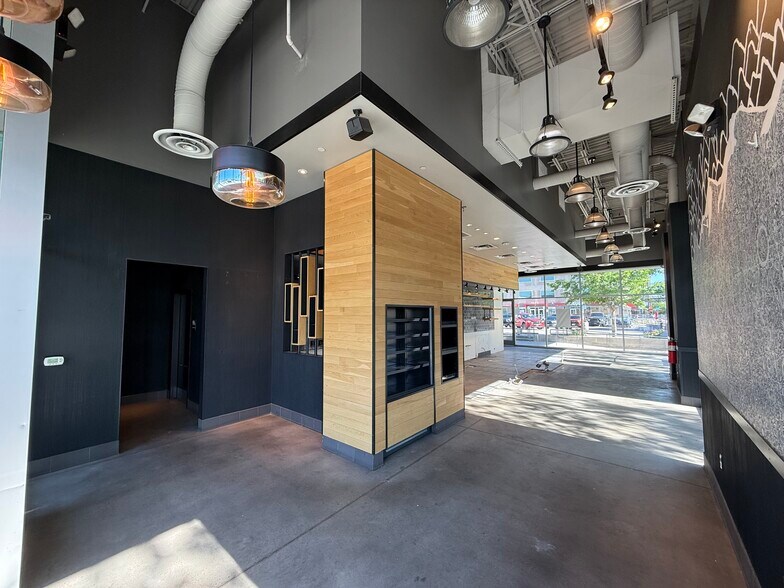 More Photos Of 4205-4245 W Colfax Ave, Denver Restaurant For Lease