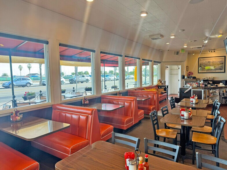 More Photos Of 216 W Cabrillo Blvd, Santa Barbara Restaurant For Sale