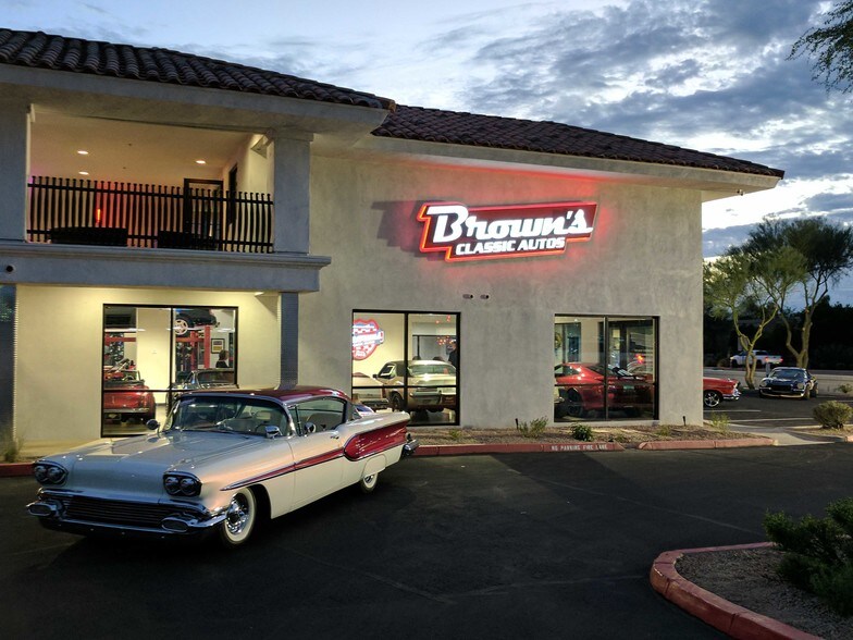 More Photos Of 7995 E Paradise Ln, Scottsdale Showroom For Lease