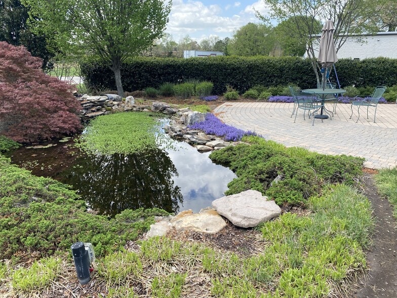 More Photos Of 1820 Ruffin Mill Cir, South Chesterfield Warehouse For Lease