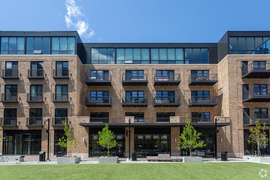 More Photos Of 122 Oakes St SW, Grand Rapids Multifamily For Sale