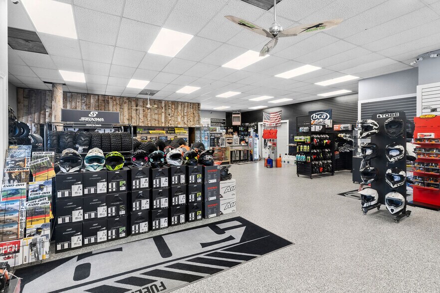 More Photos Of 29130 US 160 Hwy, South Fork Storefront For Sale