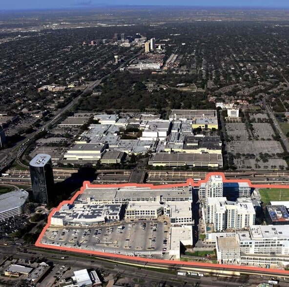 More Photos Of 8080 Park Ln, Dallas Unknown For Lease