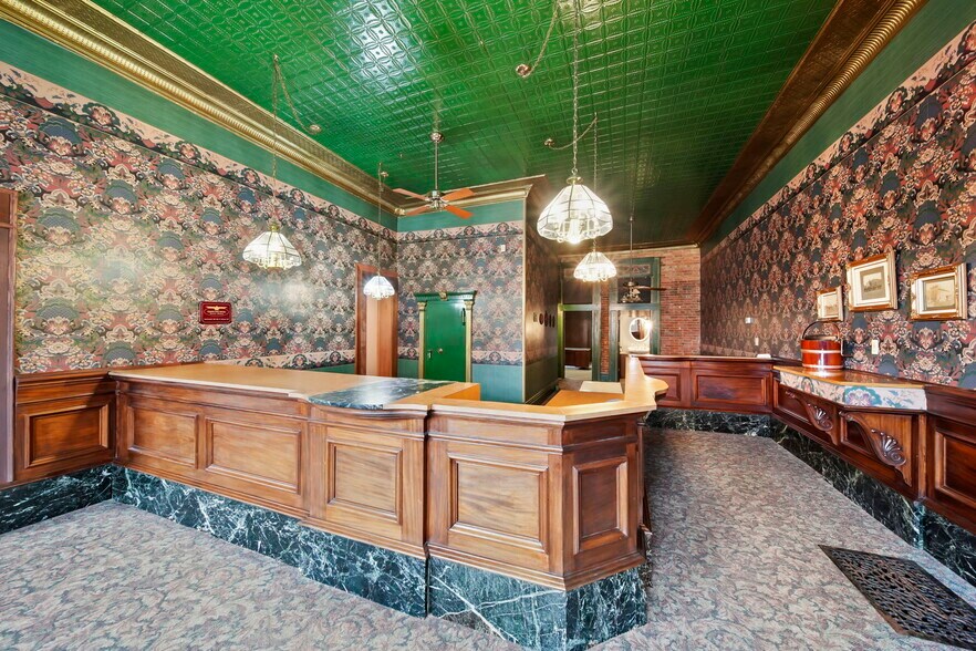 More Photos Of 104 Main St, Waldron Office Residential For Sale