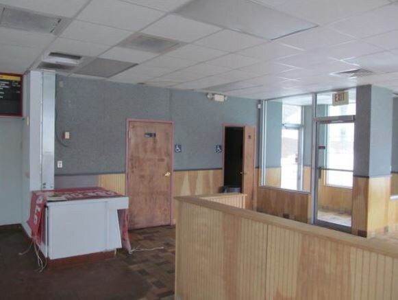 More Photos Of 2781 US Route 5 N, Windsor Fast Food For Lease