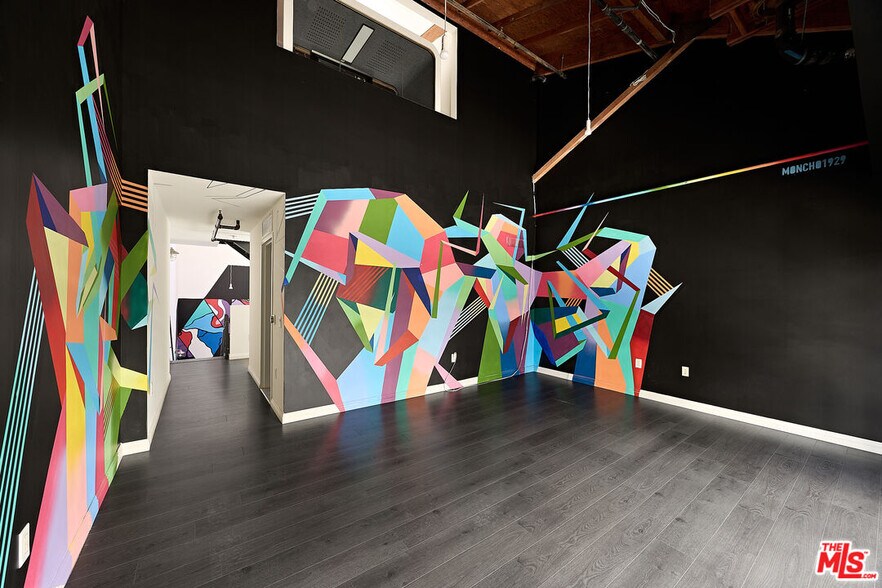 More Photos Of 1046 Princeton #108 dr, Marina Del Rey Office For Sale