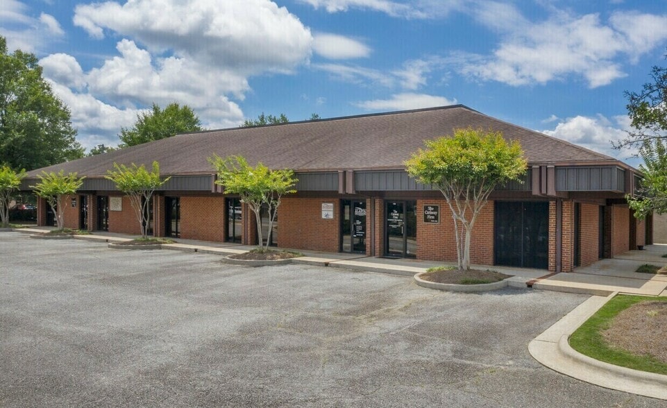 More Photos Of 5651 Whitesville Rd, Columbus Office For Sale