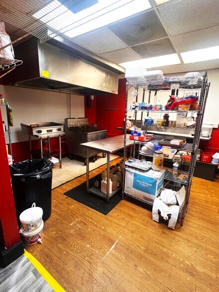 More Photos Of 112 Main St, Barnesville Restaurant For Sale