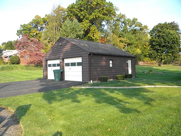More Photos Of 1305 Whipple Ave NW, Canton Office For Lease