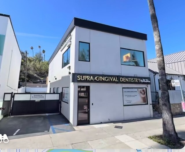 Primary Photo Of 11966 Ventura Blvd, Studio City Medical For Lease