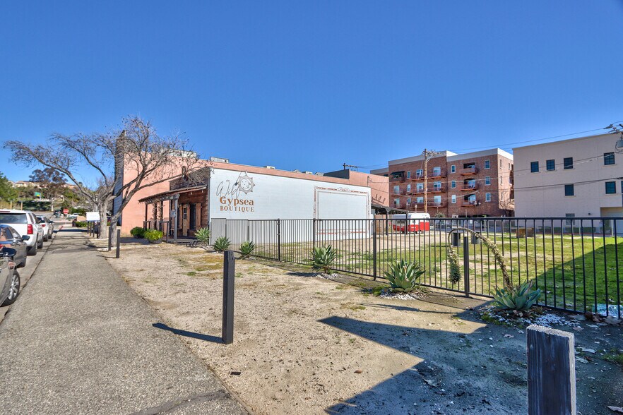 More Photos Of 41950 6th St, Temecula Storefront Retail Office For Sale