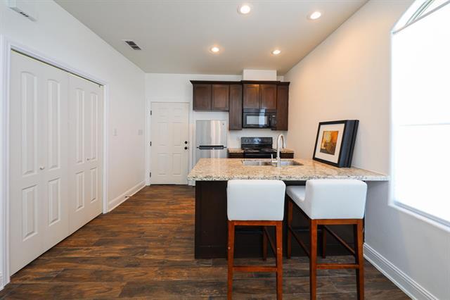 More Photos Of 503 Jefferies Rd, Laredo Specialty For Sale