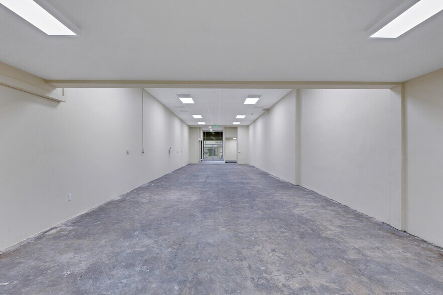 More Photos Of 109-117 E Main St, Alhambra Storefront For Sale