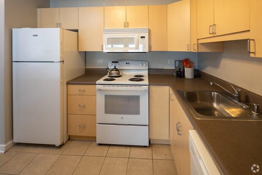 More Photos Of 1212 S Michigan Ave, Chicago Apartments For Lease