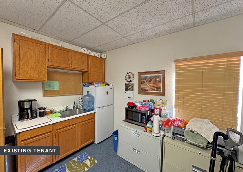 More Photos Of 12126 N Hwy 14, Cedar Crest Office For Sale