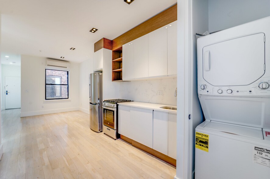 More Photos Of 32 Magnolia Ave, Jersey City Apartments For Sale
