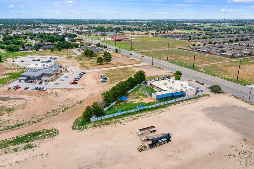 More Photos Of 11302 Indiana Ave, Lubbock Veterinarian Kennel For Sale