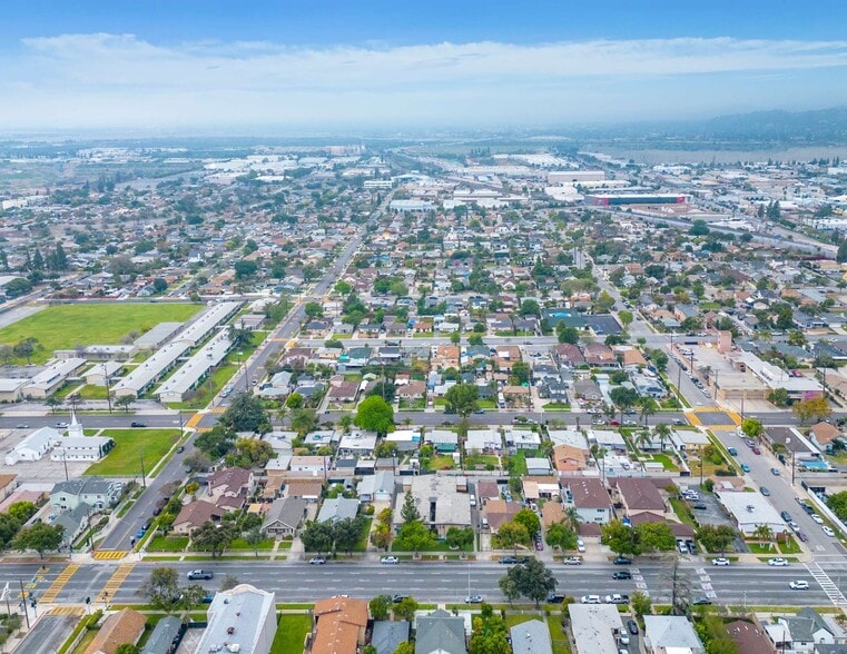 More Photos Of 525 N San Gabriel Ave, Azusa Apartments For Sale