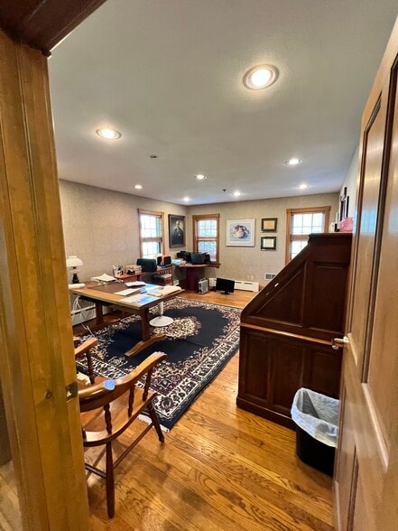 More Photos Of 6834 Buckley Rd, North Syracuse Office For Sale