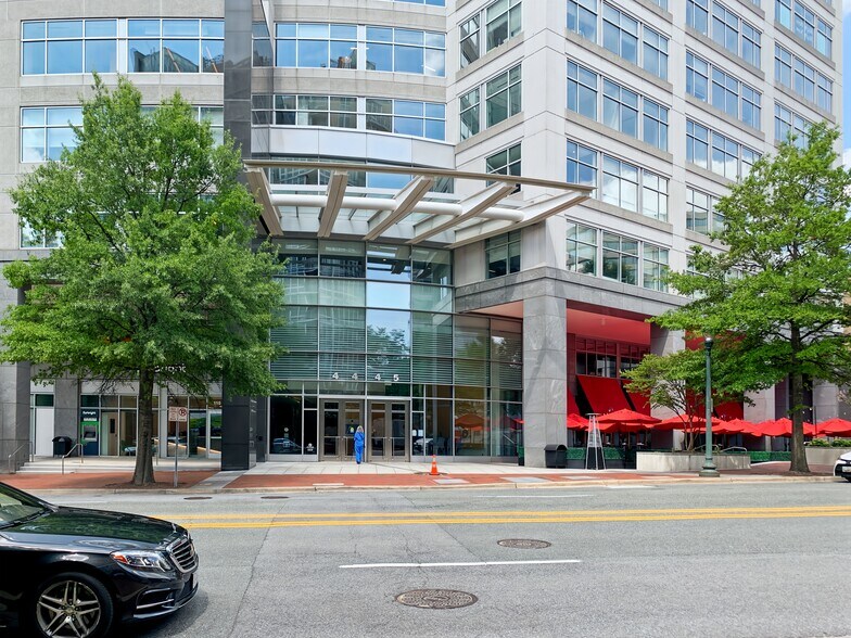 More Photos Of 4445 Willard Ave, Chevy Chase Coworking Space