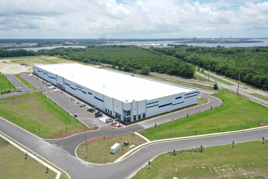 Primary Photo Of 734 New Technology Boulevard, Lake Mary Distribution For Lease