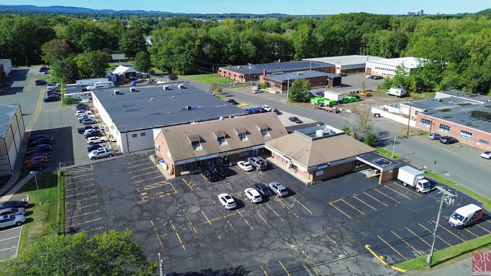 More Photos Of 252-260 Hartford Ave, Newington Unknown For Lease