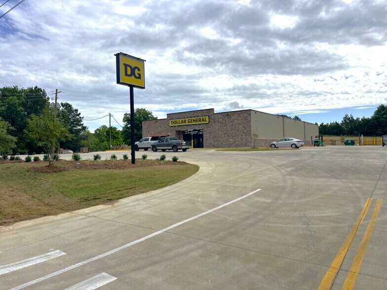 More Photos Of 8900 Oktoc Rd, Starkville Freestanding For Sale