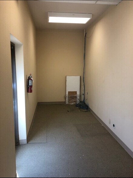 More Photos Of 2760-2790 S Wadsworth Blvd, Lakewood Freestanding For Lease