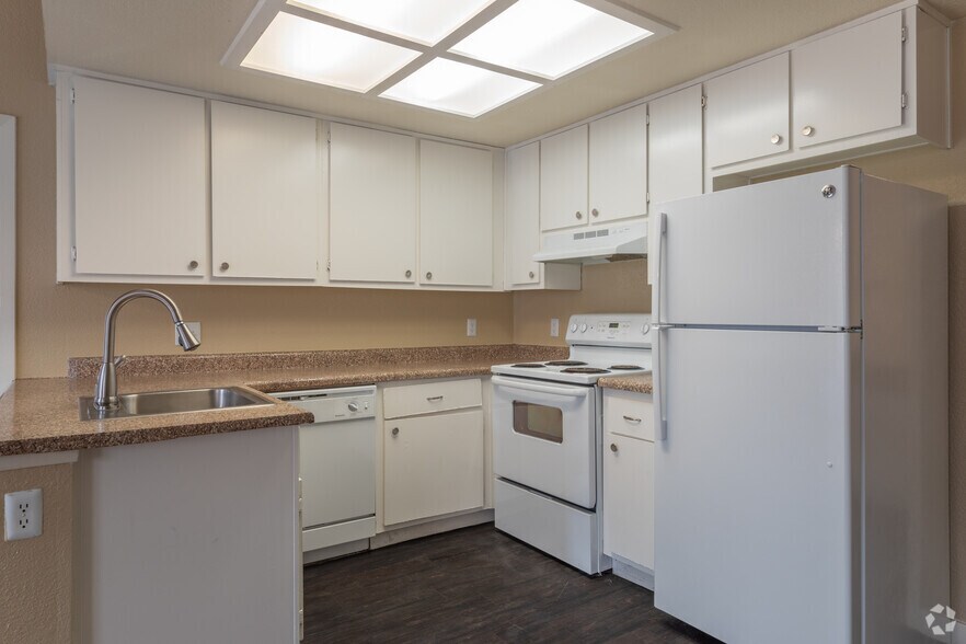 More Photos Of 6500 47th St, Sacramento Apartments For Sale