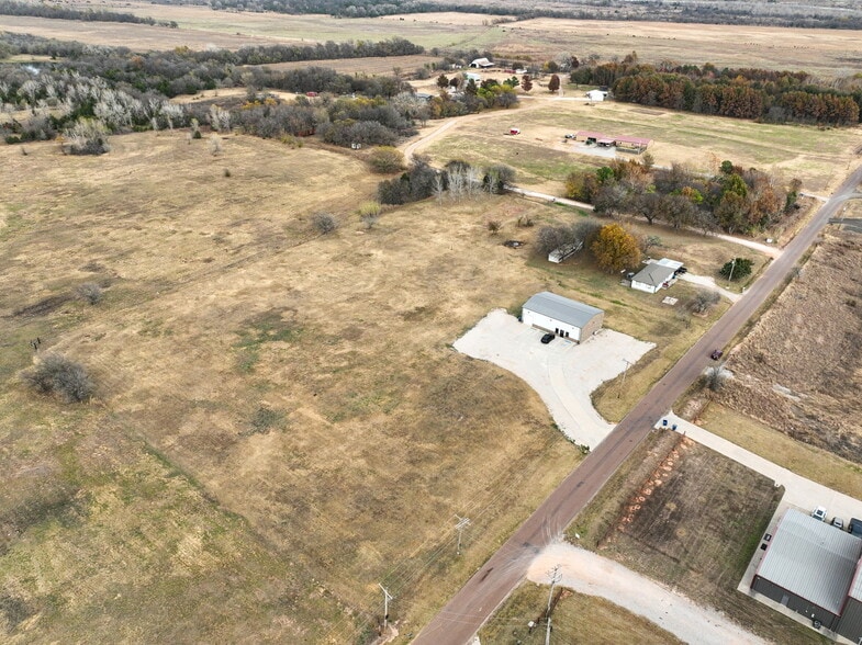 More Photos Of 1725 NE 16th St, Newcastle Warehouse For Sale