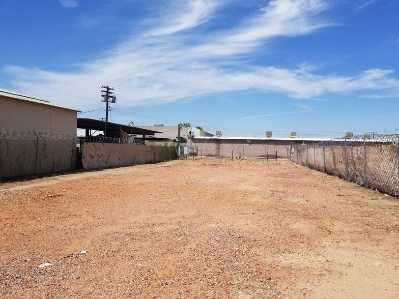 More Photos Of 26 S 41st Pl, Phoenix Land For Lease