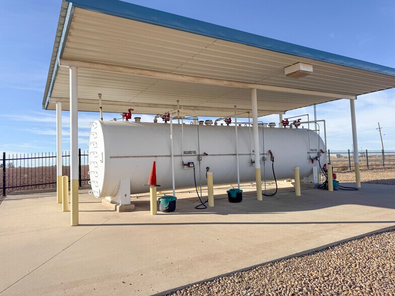 More Photos Of 11730 Highway 152, Pampa Warehouse For Sale