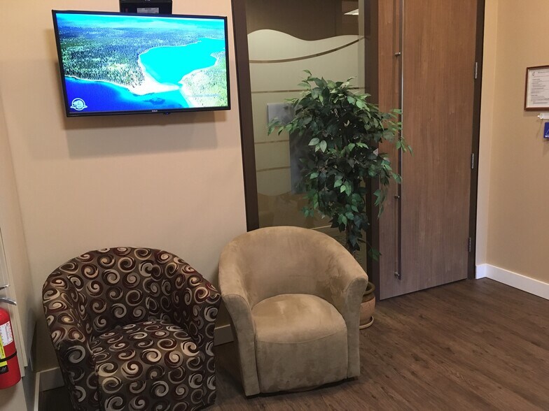 More Photos Of 19978 72nd Ave, Langley Office For Sale