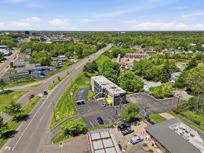 More Photos Of 1240 E Main St, Springfield Office For Sale