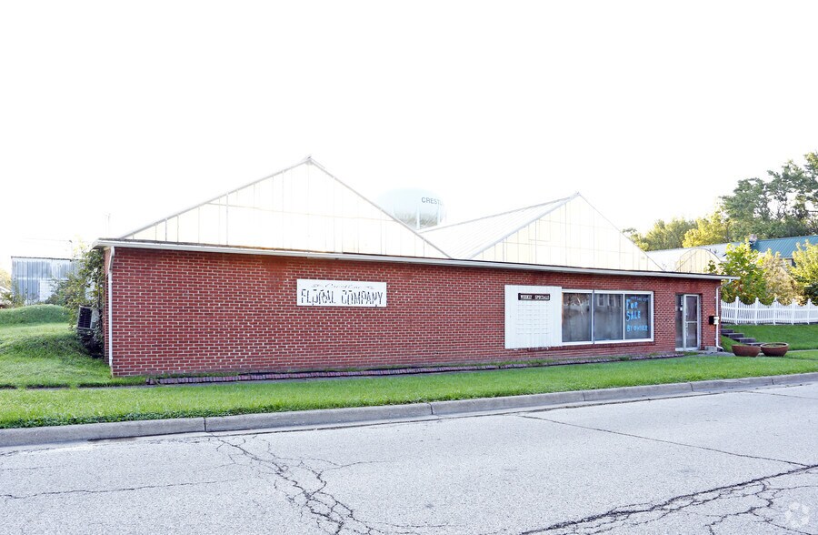 More Photos Of 129 S Washington Ave, Crestline Garden Center For Sale